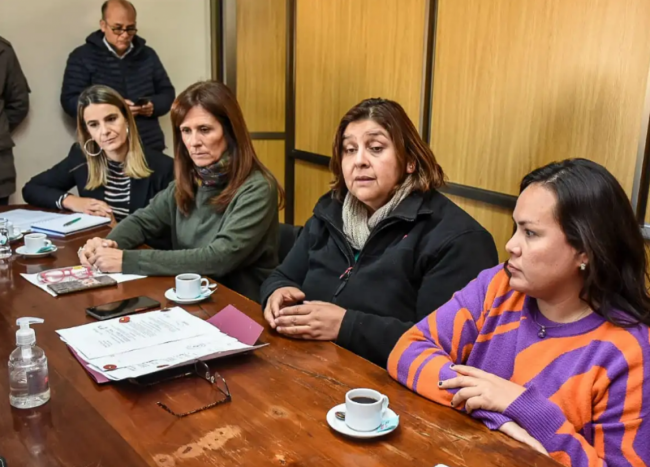 Encuentro en la comisión de Salud