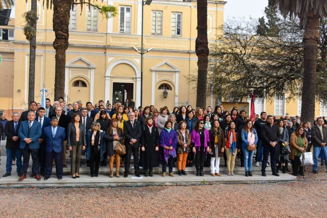 Celebración en Plaza de la Democracia