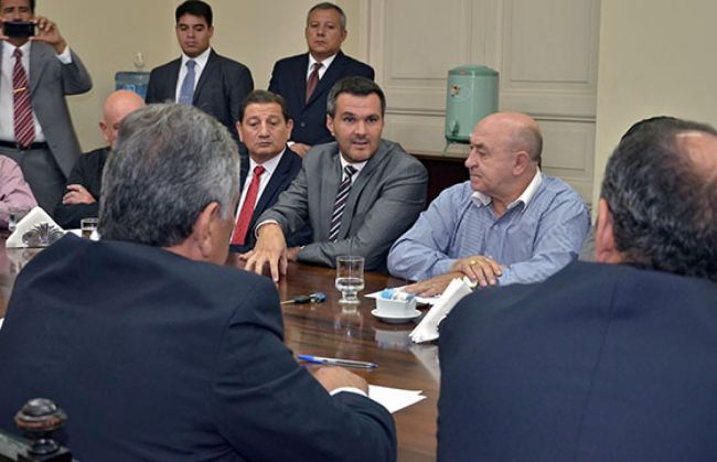 Rodríguez con Senadores