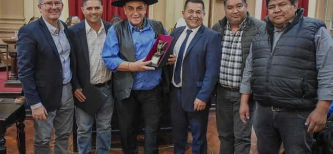 Homenaje al "Chaqueño"