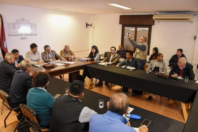 Reunión en el Senado