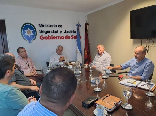 Comerciantes con el ministro de seguridad