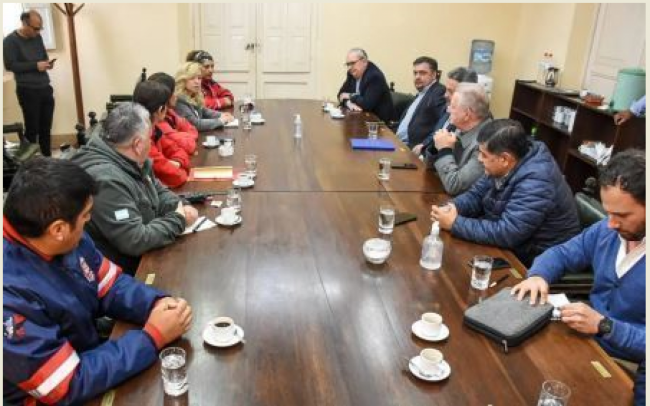 Encuentro con bomberos voluntarios