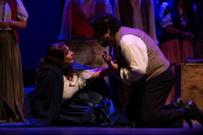 Teatro de alto nivel