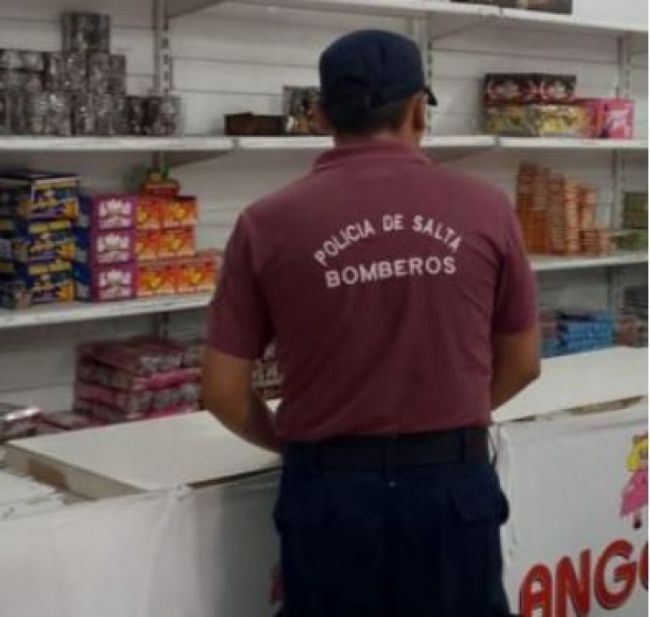 Pirotecnia lumínica