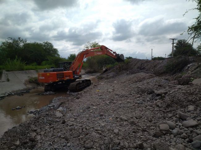 Trabajos en río Ancho