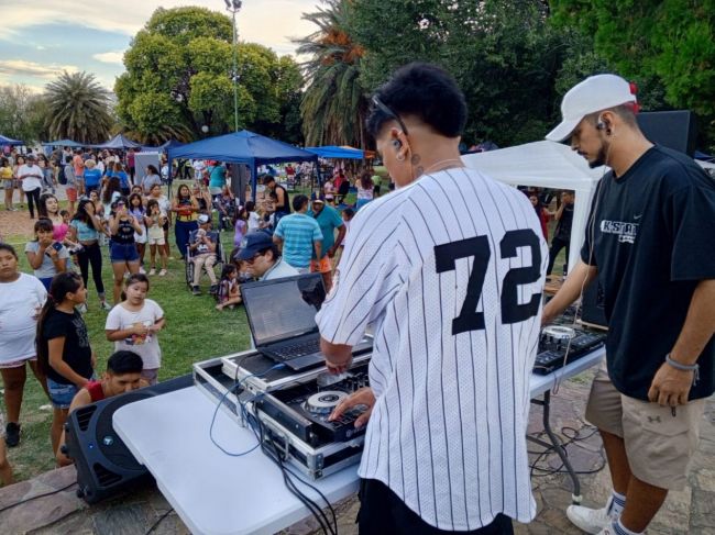 Compras y entretenimiento