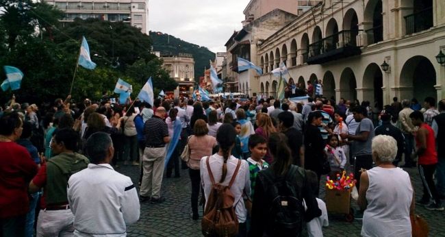 Importante convocatoria en plaza 9 de julio
