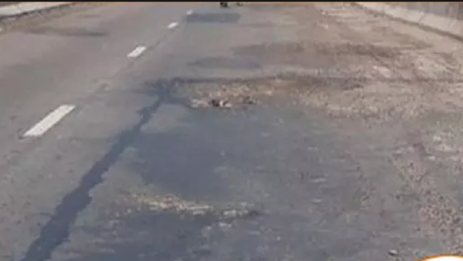 Deterioros en la autopista