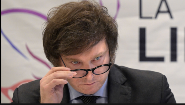 Polémica por aumentos de sueldos