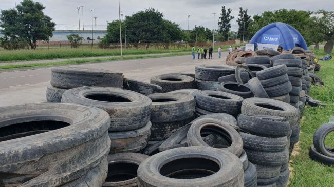 Neumáticos en desuso