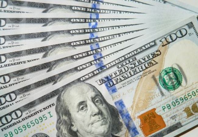 Vuelve al centro de la escena