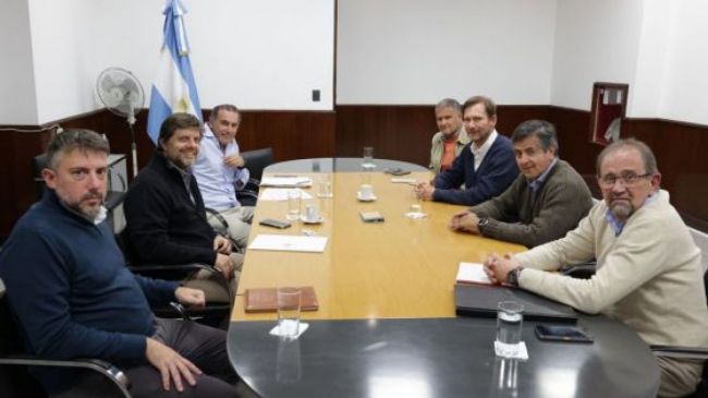 Pedido para la reactivación de la Obra pública