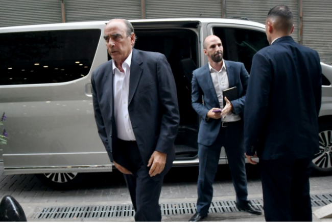 Guillermo Francos acumula poder