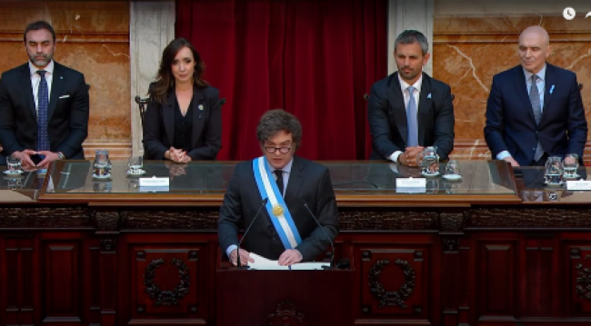 Presentación en el Congreso