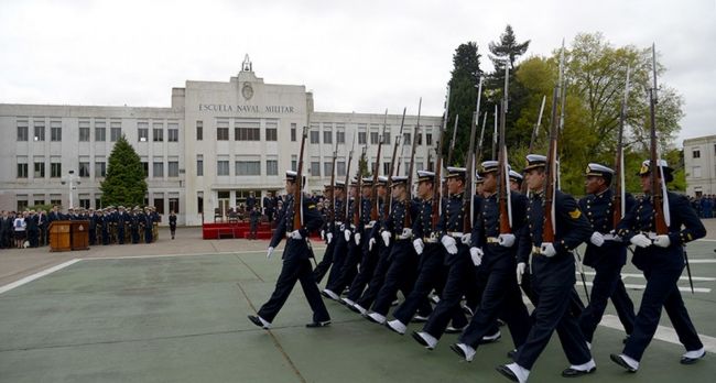 Escuela Naval militar