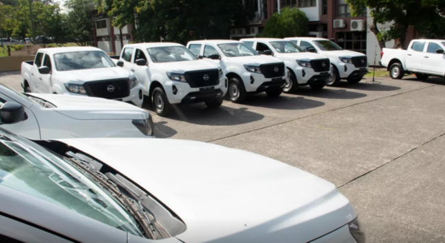 Entrega de camionetas