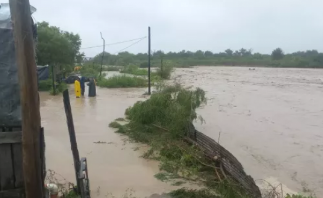 Familias evacuadas en San Lorenzo