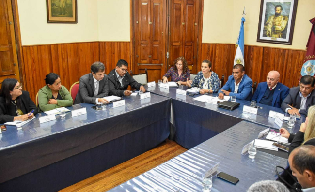 Reunión en el Senado