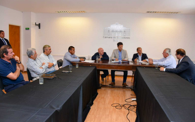 Autodespacho de combustibles en debate