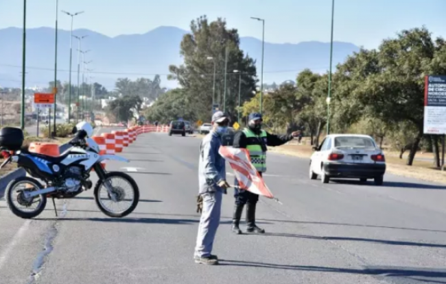 Anuncian desvíos por obras