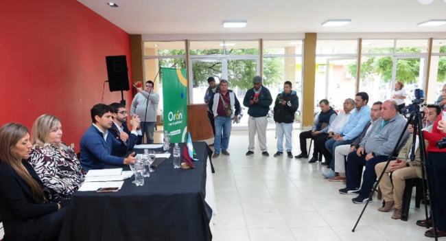 Anuncio ante la prensa