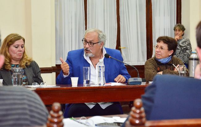 Periodistas dieron su opinión en el plenario