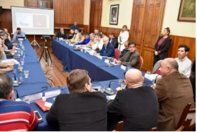 Reunión en el Senado