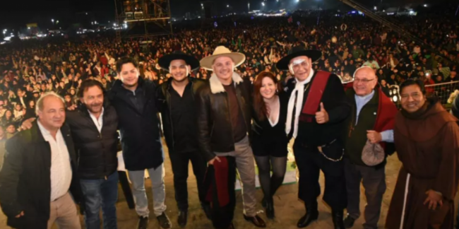 El Chaqueño y Cristian Herrera en el festejo de Tartagal