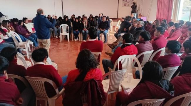 Diálogo con jóvenes de la Puna