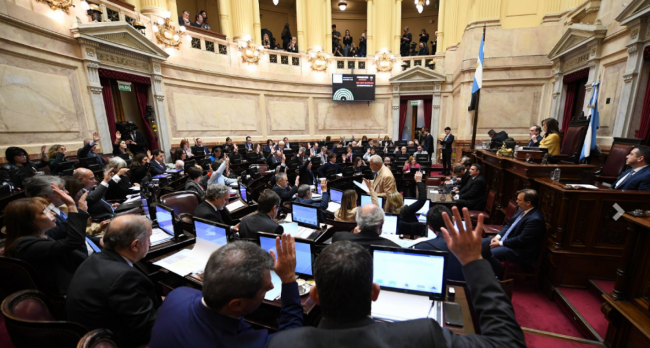 Mega sesión del Senado
