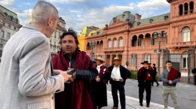 Sáenz frente al a Casa Rosada