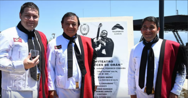 Acto en cerro Aladelta