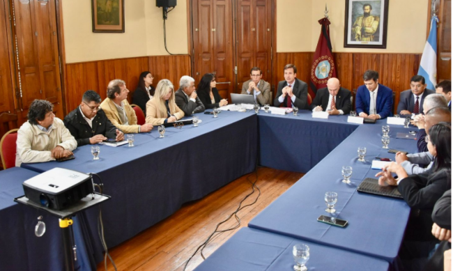 Solá Usandivaras en el Senado