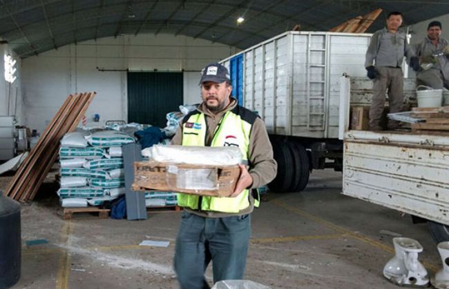 Entrega de mercadería decomisada