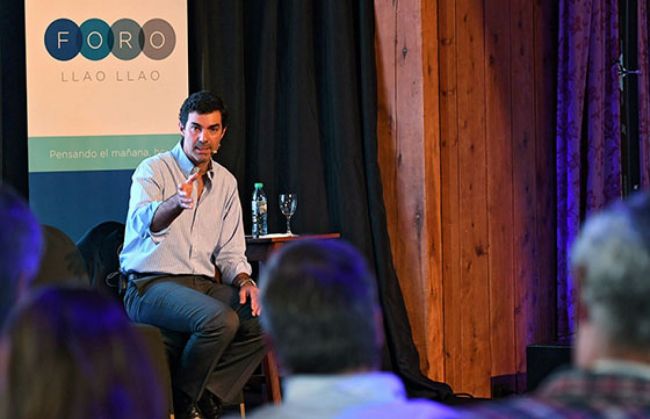 Exposición del gobernador Urtubey