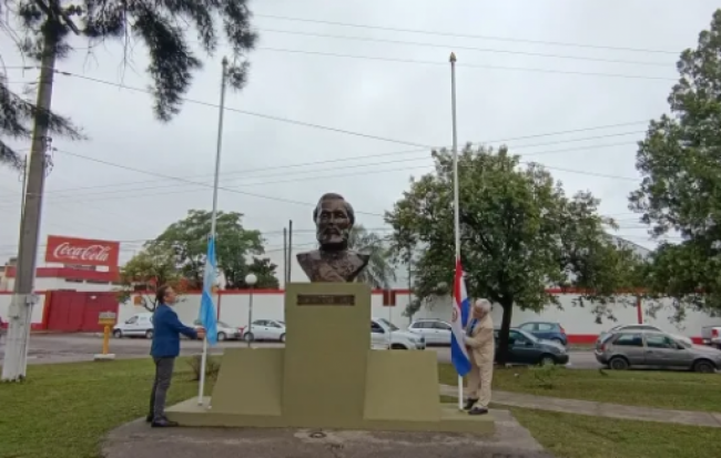 Banderas de Argentina y Paraguay