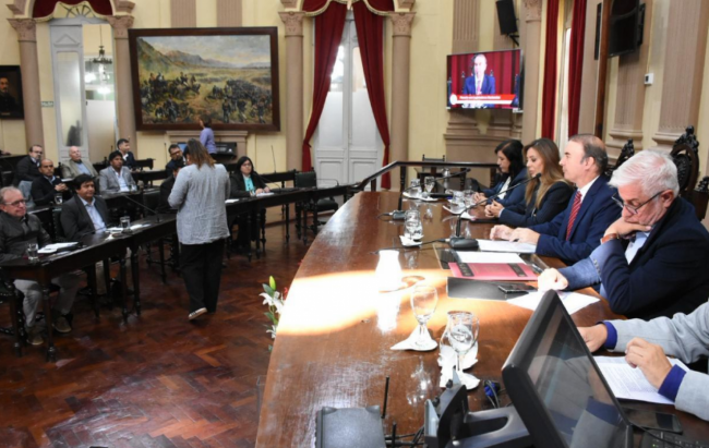 LLA avanza no asistió al plenario