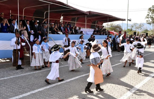 Cafayate fue la Capital de Salta por este 25 de mayo