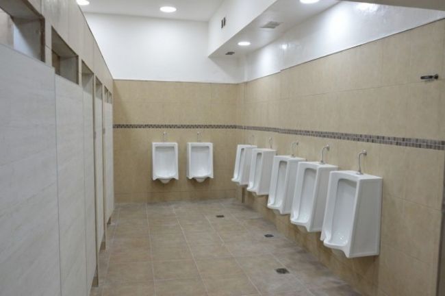 Nuevos sanitarios en el Mercado