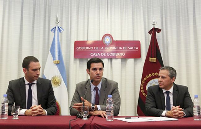 Firma de convenio con Microsoft
