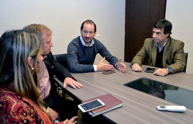 Funcionarios ultiman detalles de la obra