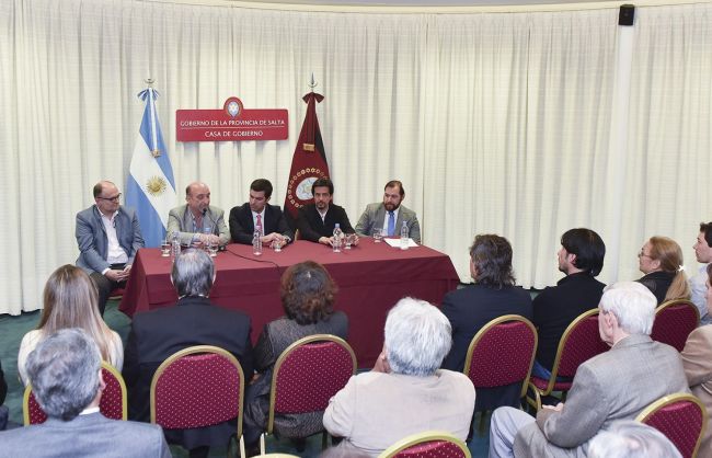 Convenio con la Asociación de Clínicas