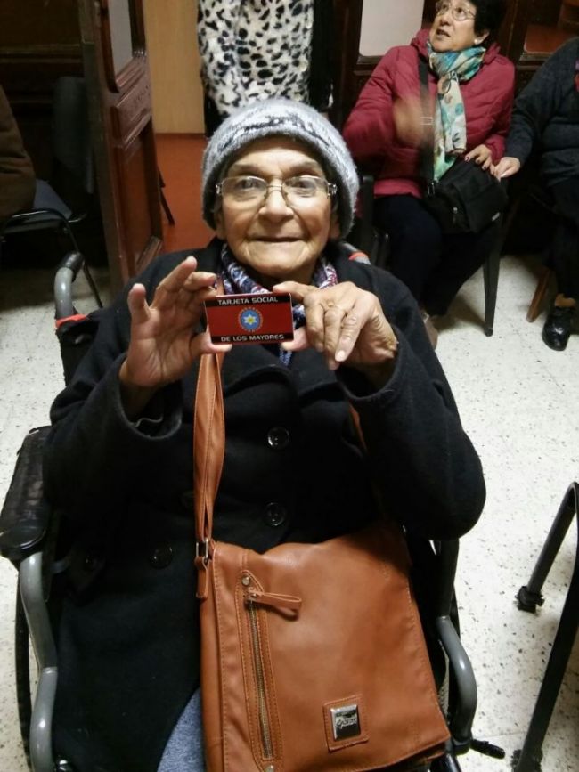 Sistema de descuentos para adultos mayores