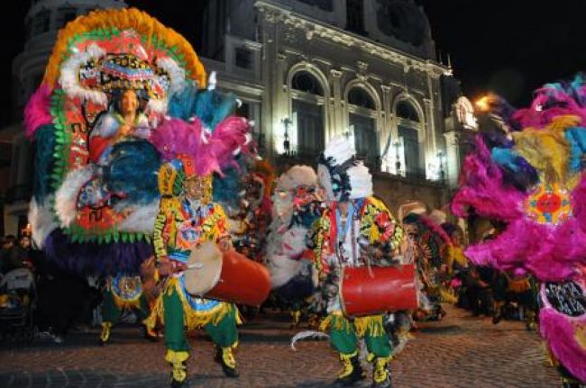 Espectáculo para turistas y salteños