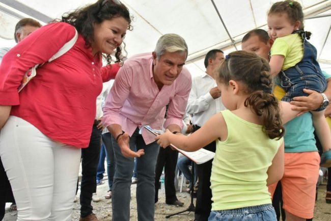 Entrega de viviendas en Atocha