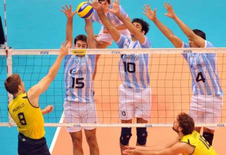 Vóley de alto nivel con Argentina preparándose para los Juegos de Río