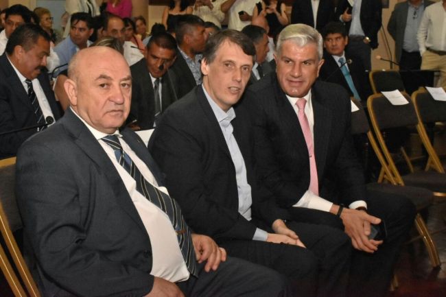 Lapad sigue siendo el vicepresidente primero del Senado