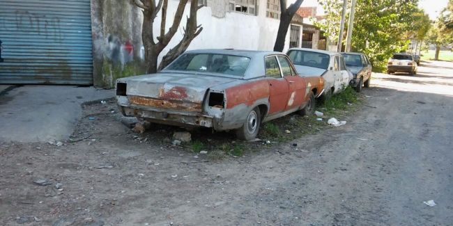 Auto abandonado