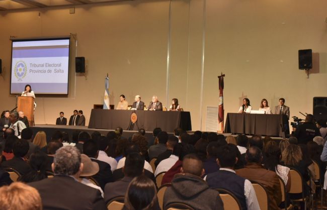Acto en el Centro de Convenciones